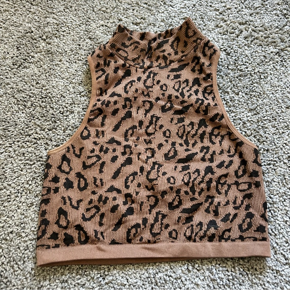 Bozzolo Cheetah Print Seamless Tank Top